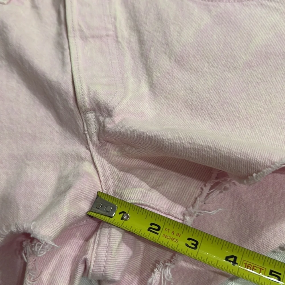 (B5) Levi's Original 501 Women's Frayed Hem Denim Shorts in Pink, Youth Size 30